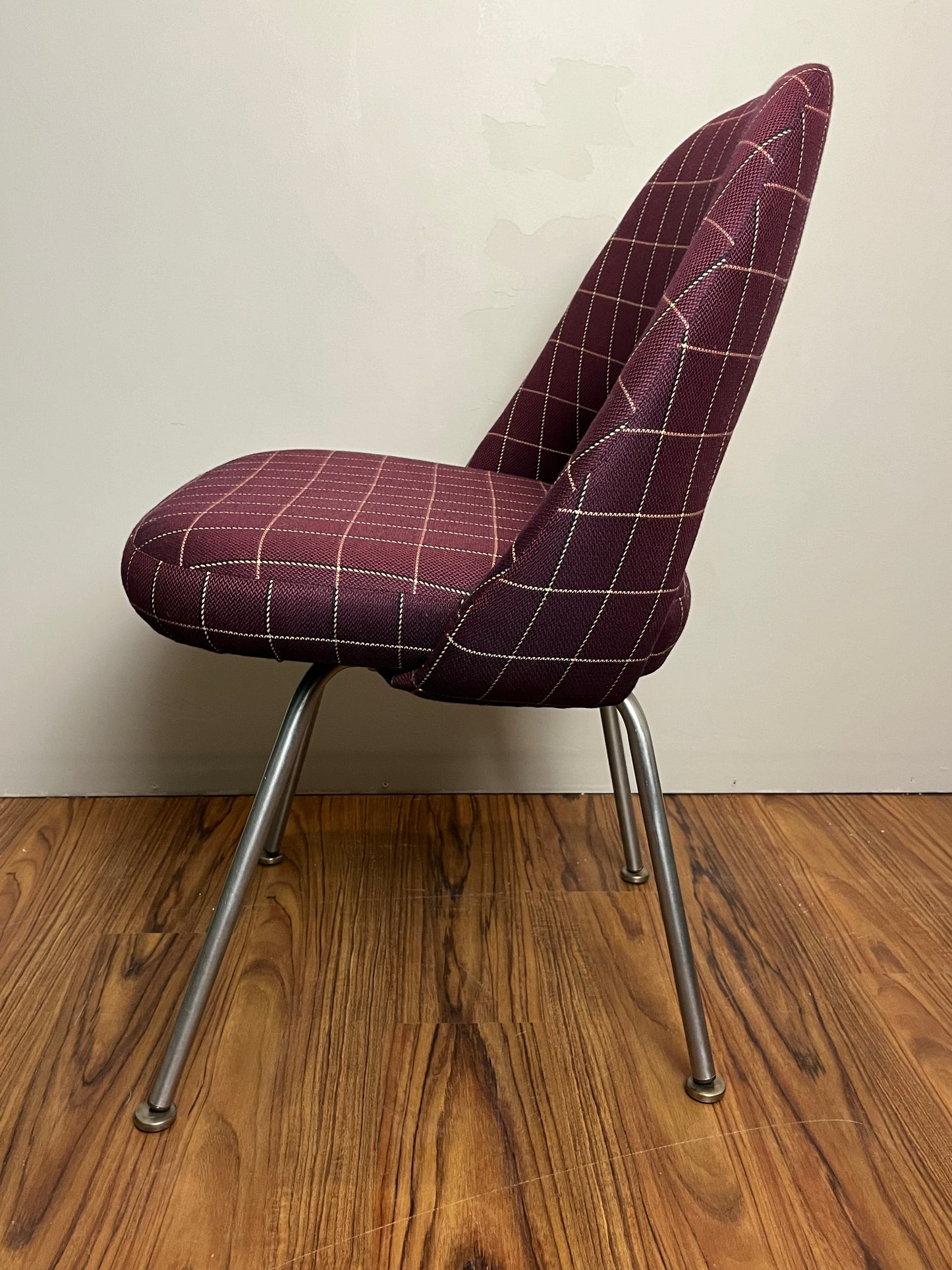 Eero Saarinen Executive Side Chair