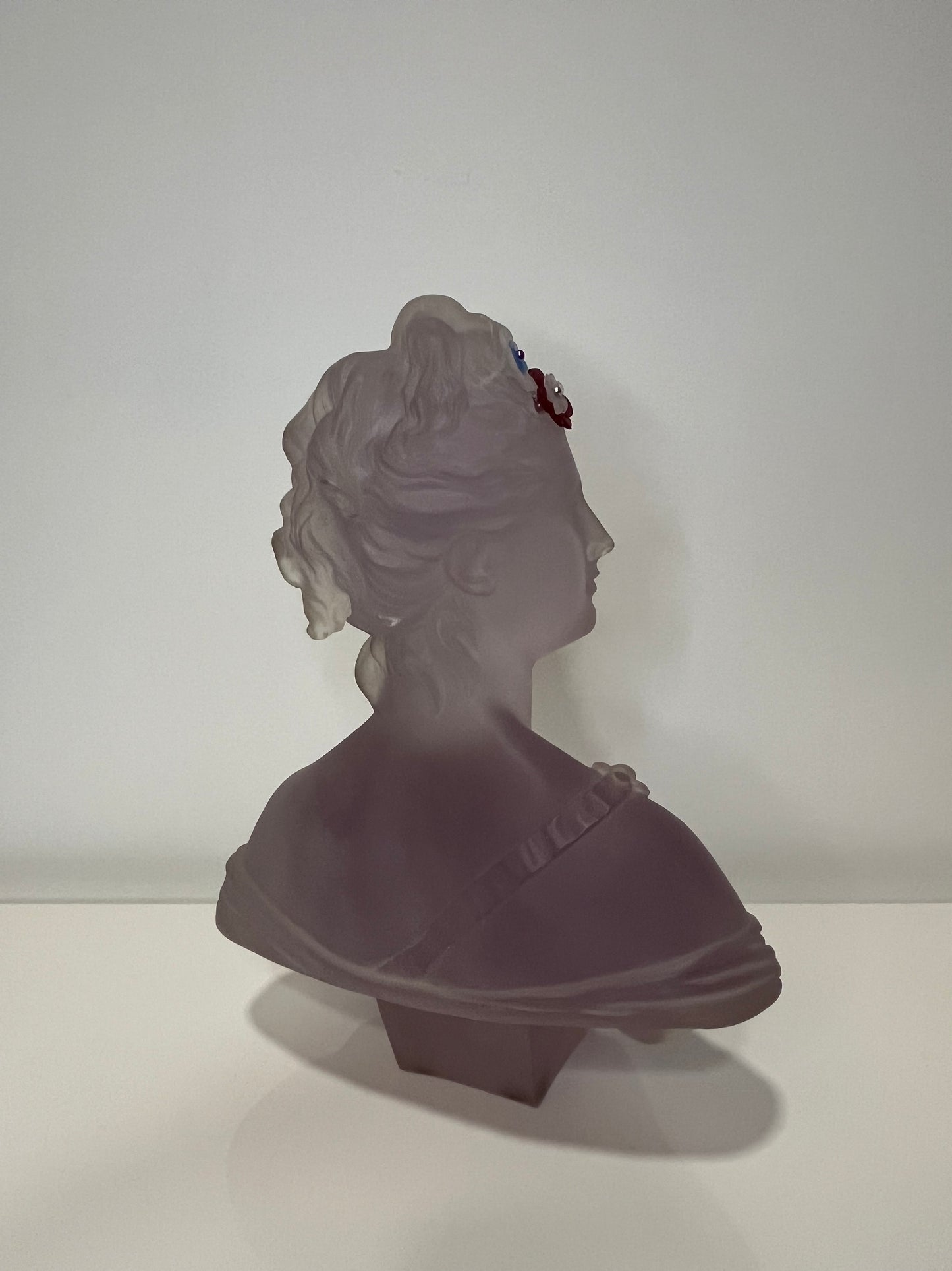 Postmodern Neoclassical Style Lucite Bust